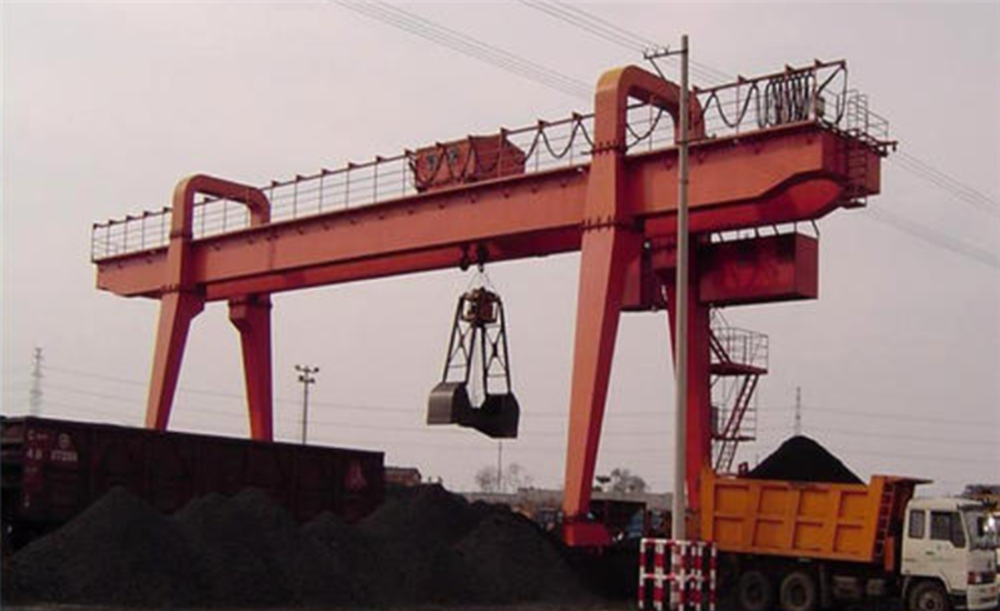 MHSZ型電動(dòng)門式抓斗起重機(jī) MHSZ型電動(dòng)門式抓斗起重機(jī)