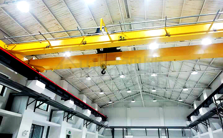 5噸歐式雙梁起重機(jī) 5噸歐式雙梁起重機(jī)